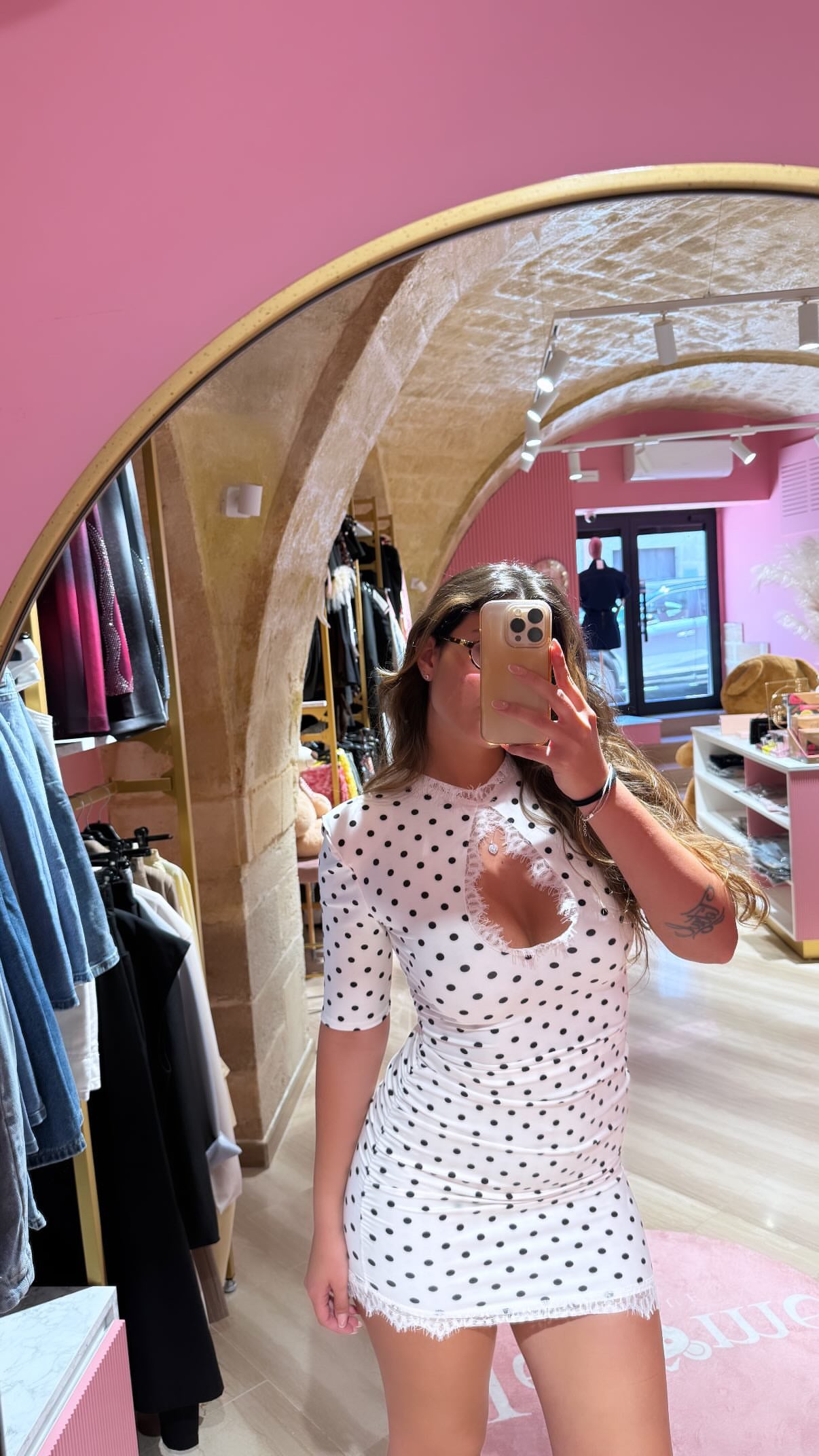 Abito pois bianco