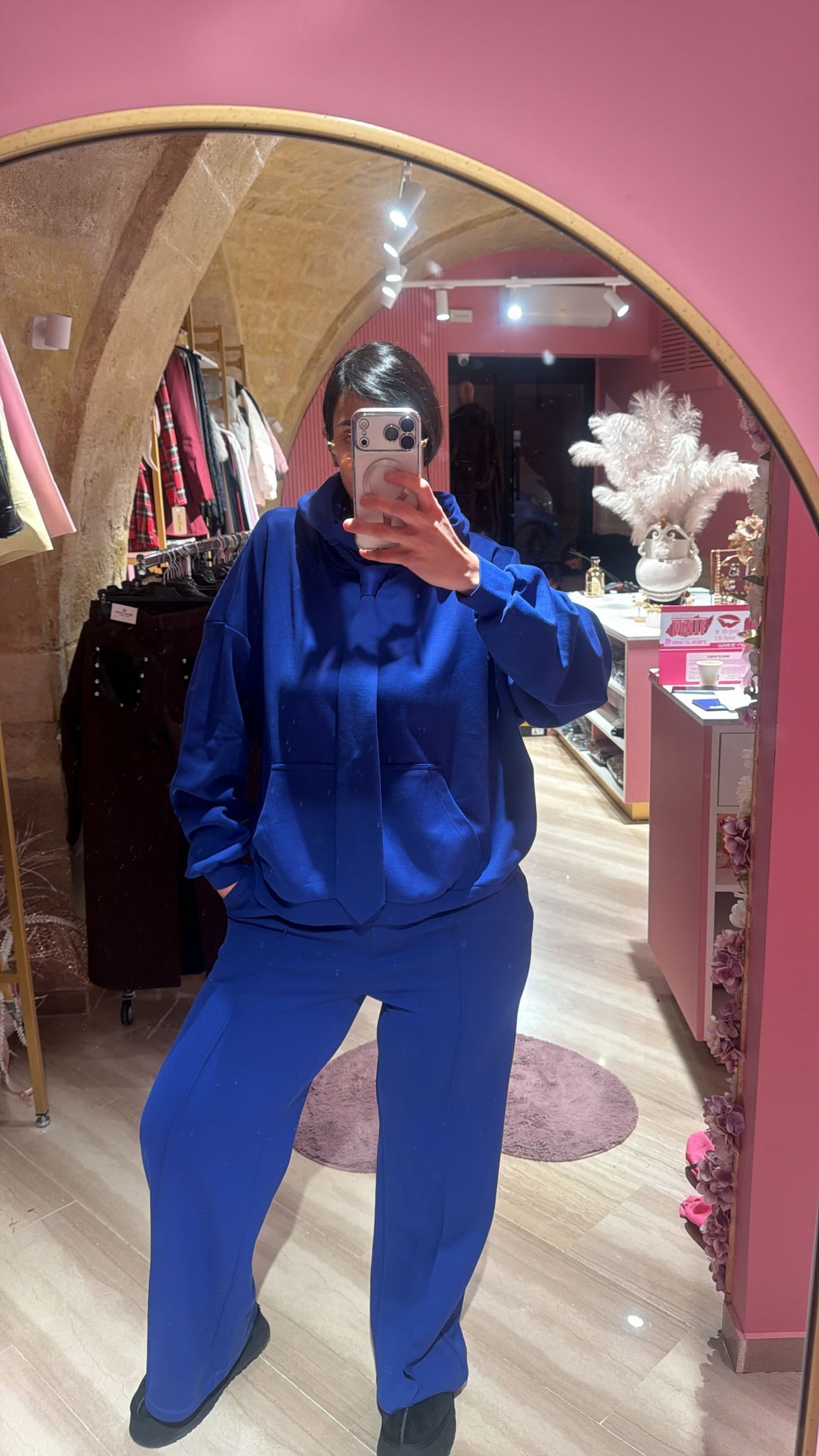 Coordinato luminaa con cravatta