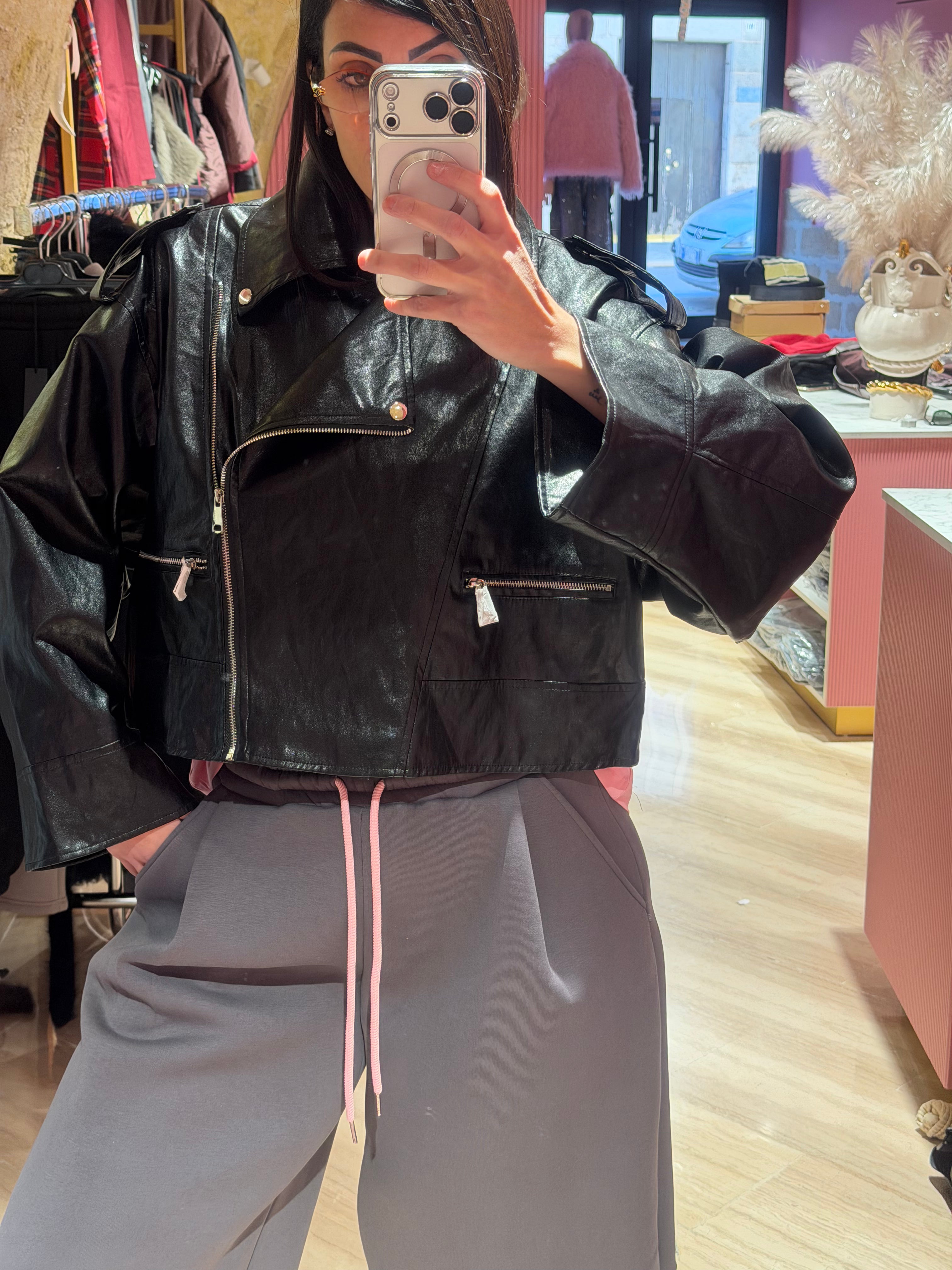 giacca in ecopelle corta over